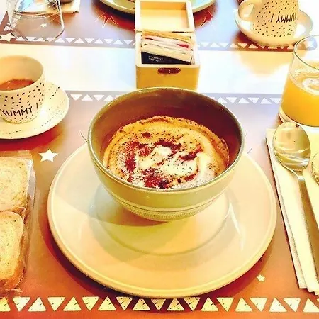 Mon Reve ベッド・アンド・ブレックファスト 3*